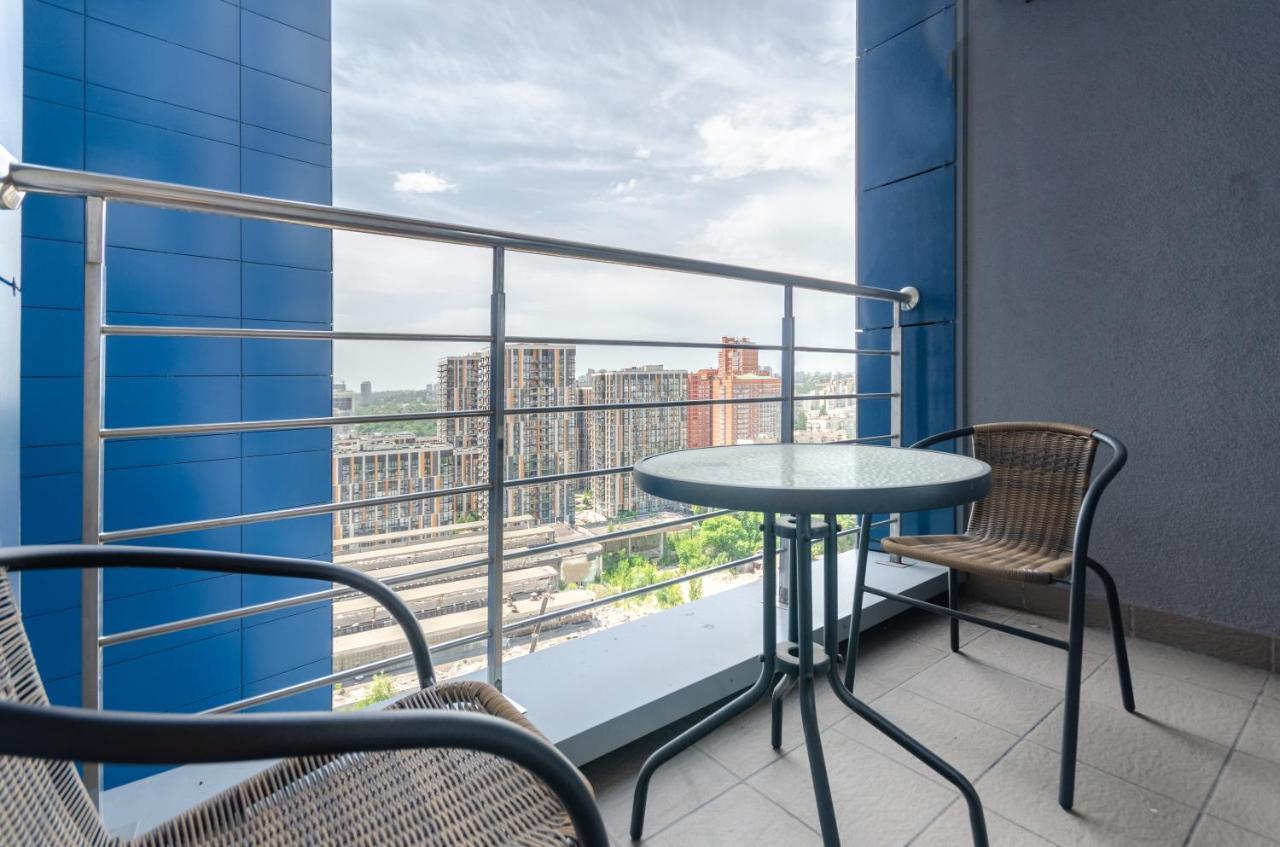 Petrovdom 408-467-471-277-377 In Central Park Cozy Apartments Киев Экстерьер фото