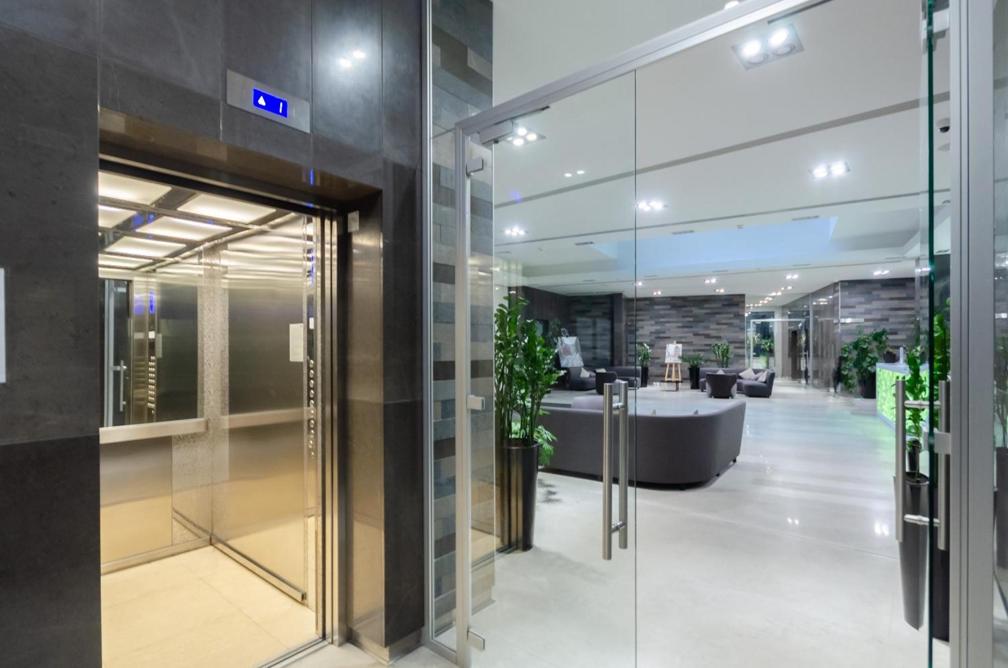 Petrovdom 408-467-471-277-377 In Central Park Cozy Apartments Киев Экстерьер фото
